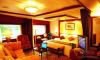 royalsuite-bedroom